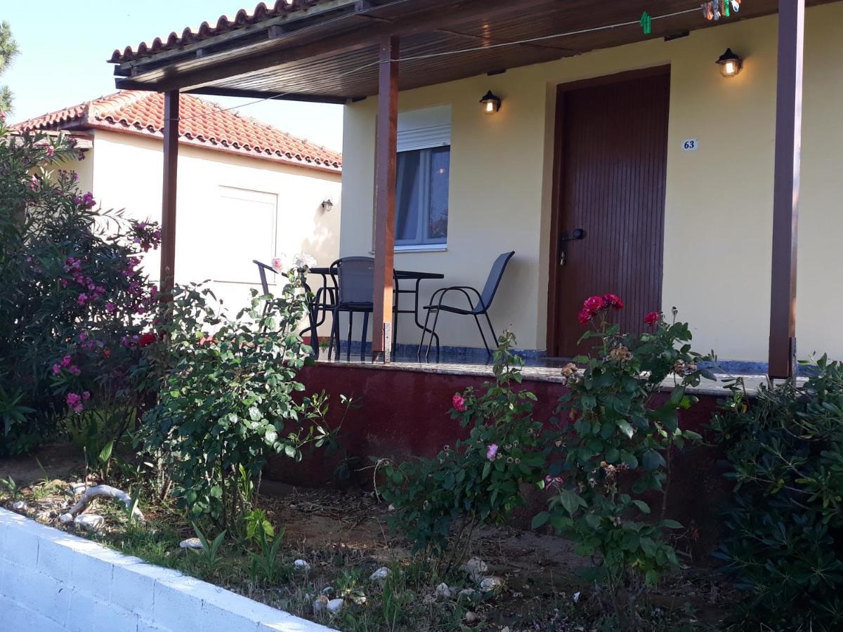 Beach Bungalows Kypseli Екстер'єр фото