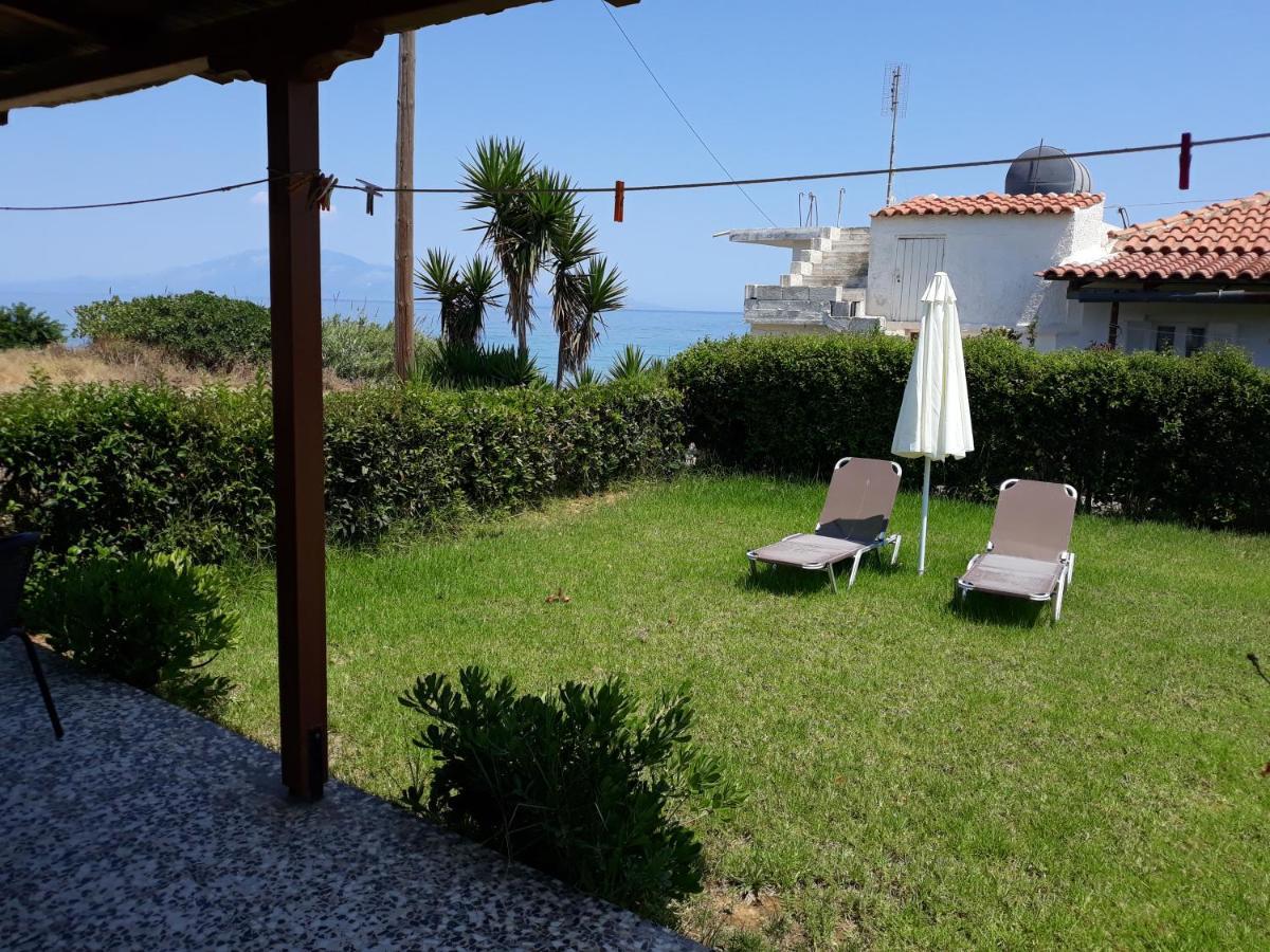 Beach Bungalows Kypseli Екстер'єр фото