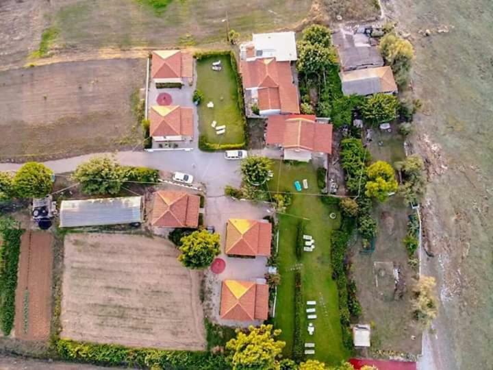 Beach Bungalows Kypseli Екстер'єр фото