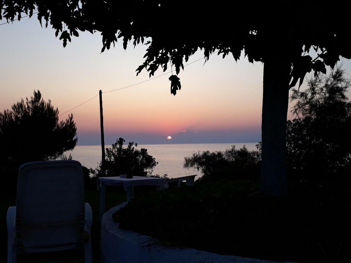 Beach Bungalows Kypseli Екстер'єр фото